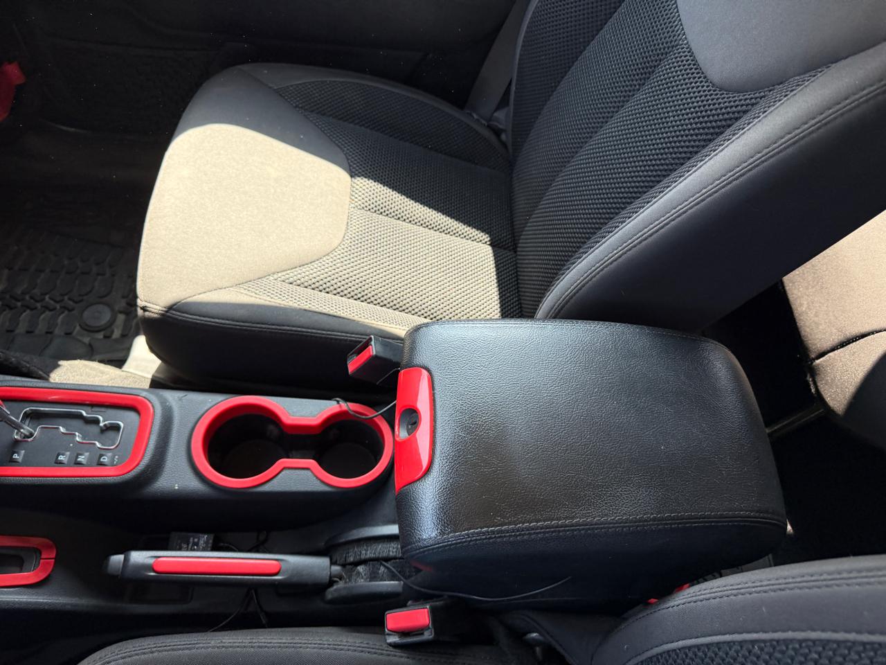 Jeep Wrangler Unlimited Sport 4WD 2017