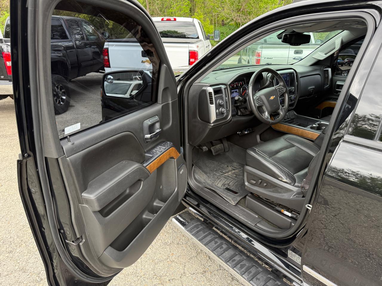 Chevrolet Silverado 1500 LTZ Crew Cab 4WD 2014