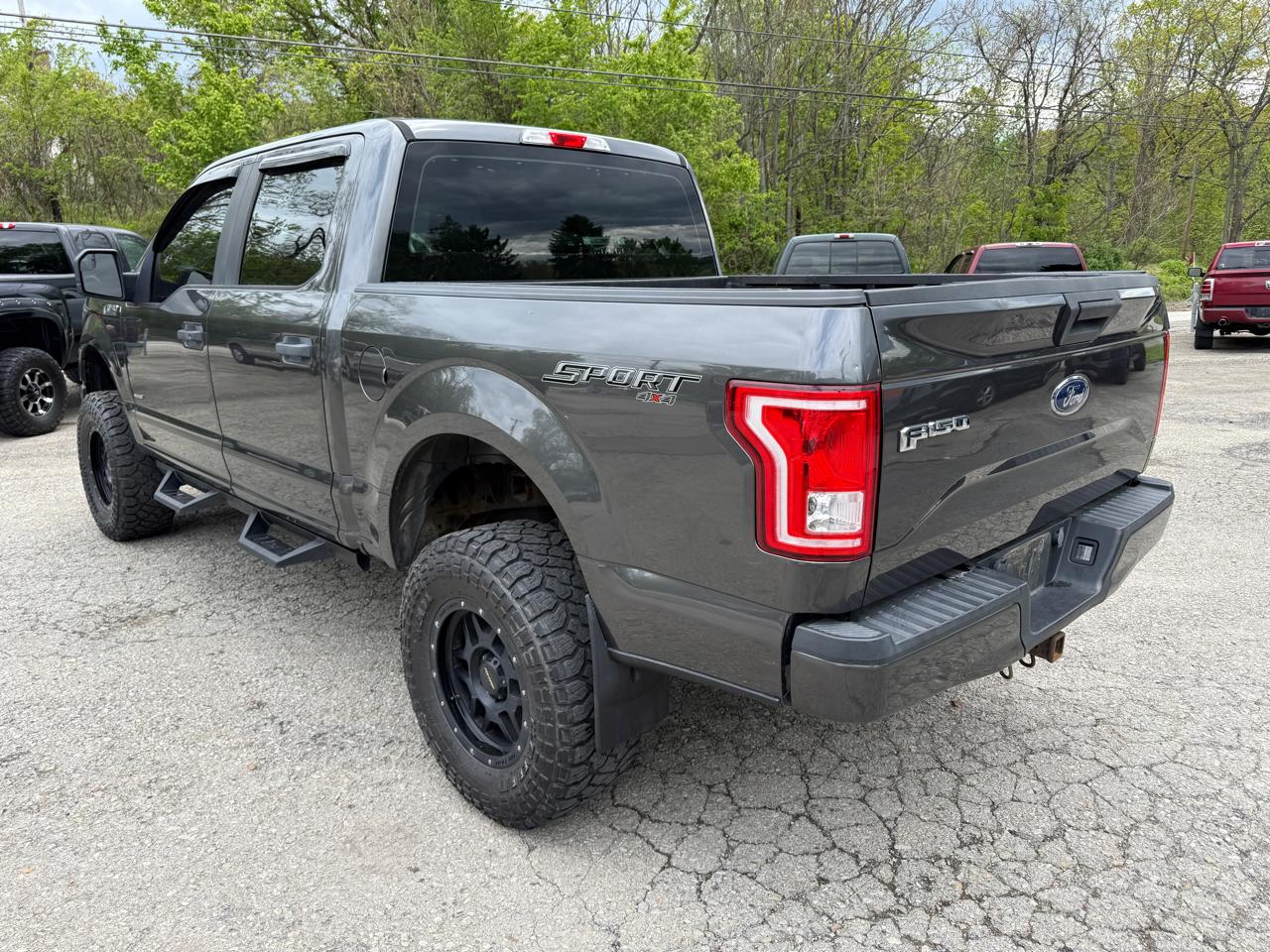 Ford F-150 XL SuperCrew 5.5-ft. Bed 4WD 2016
