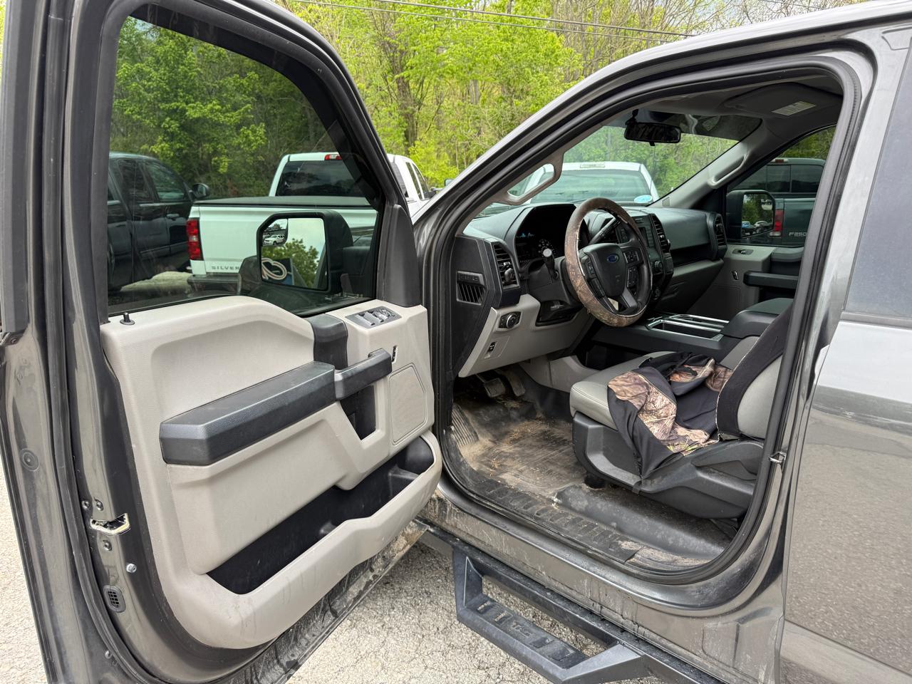 Ford F-150 XL SuperCrew 5.5-ft. Bed 4WD 2016