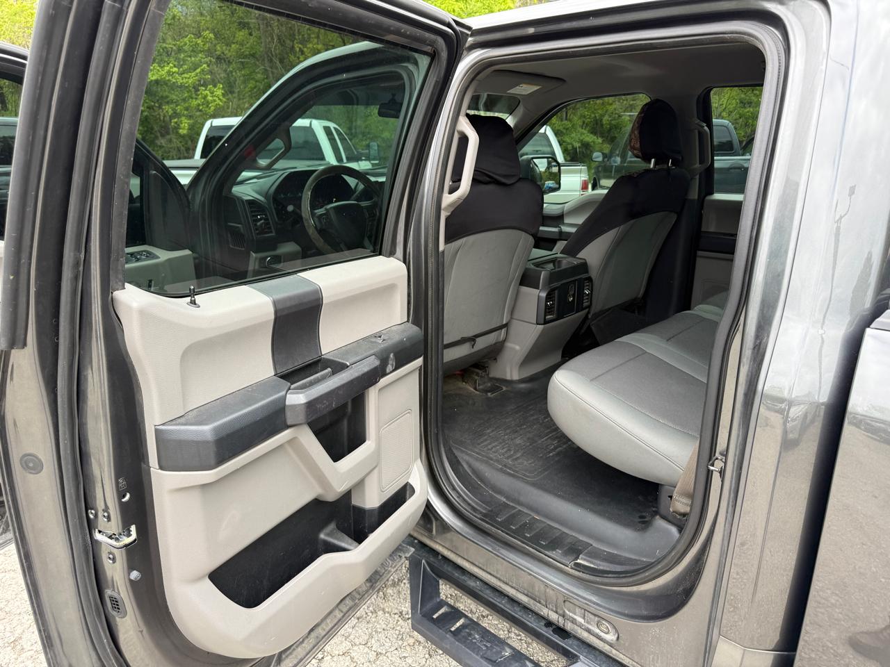 Ford F-150 XL SuperCrew 5.5-ft. Bed 4WD 2016
