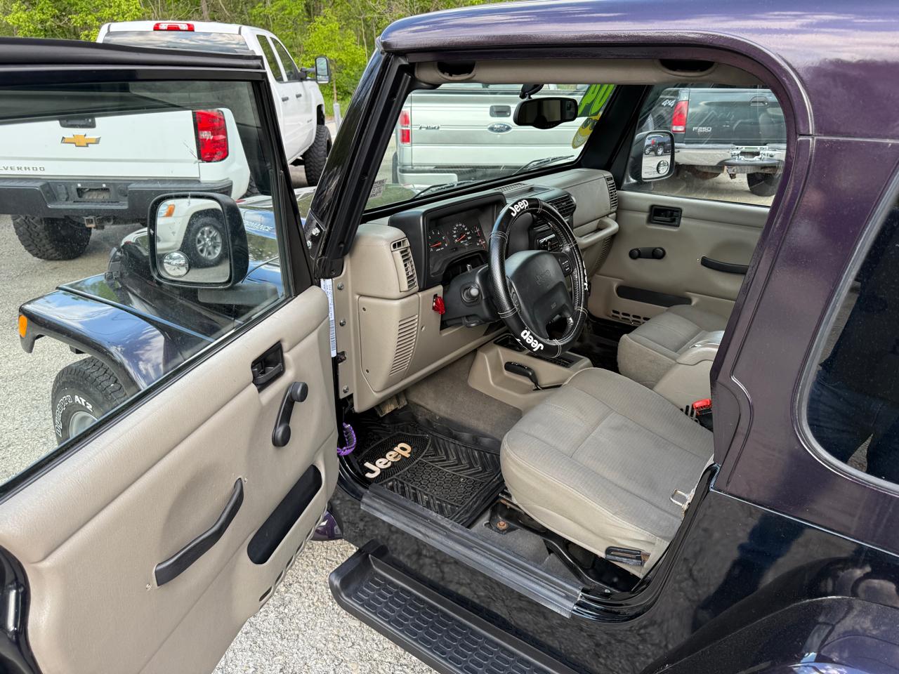 Jeep Wrangler Sahara 2004
