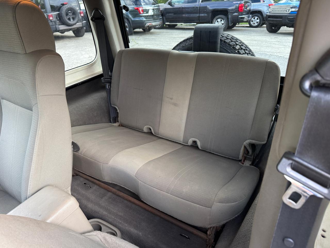 Jeep Wrangler Sahara 2004