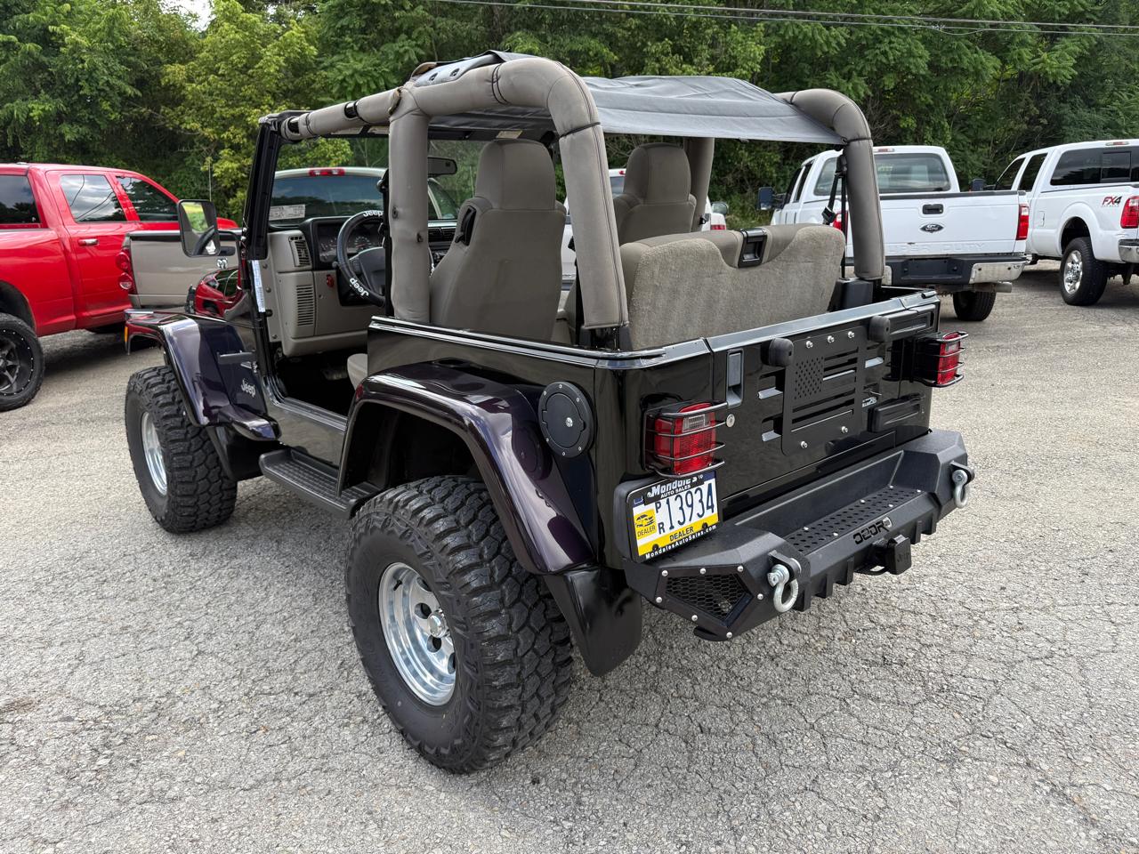 Jeep Wrangler Sahara 2004