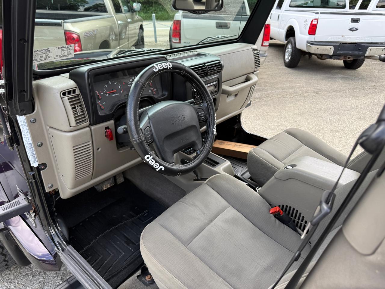 Jeep Wrangler Sahara 2004