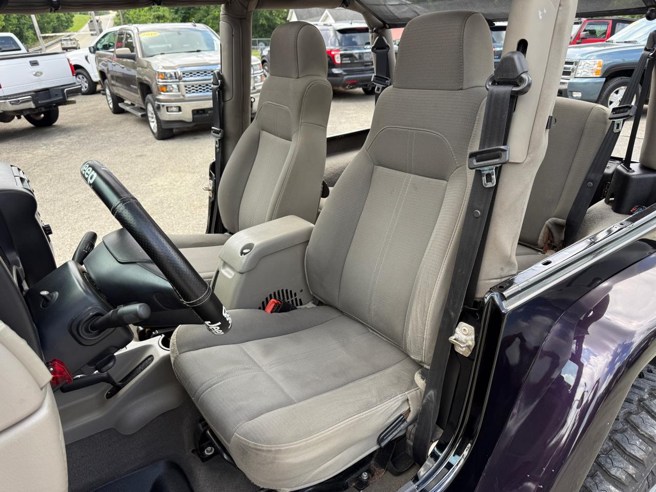 Jeep Wrangler Sahara 2004