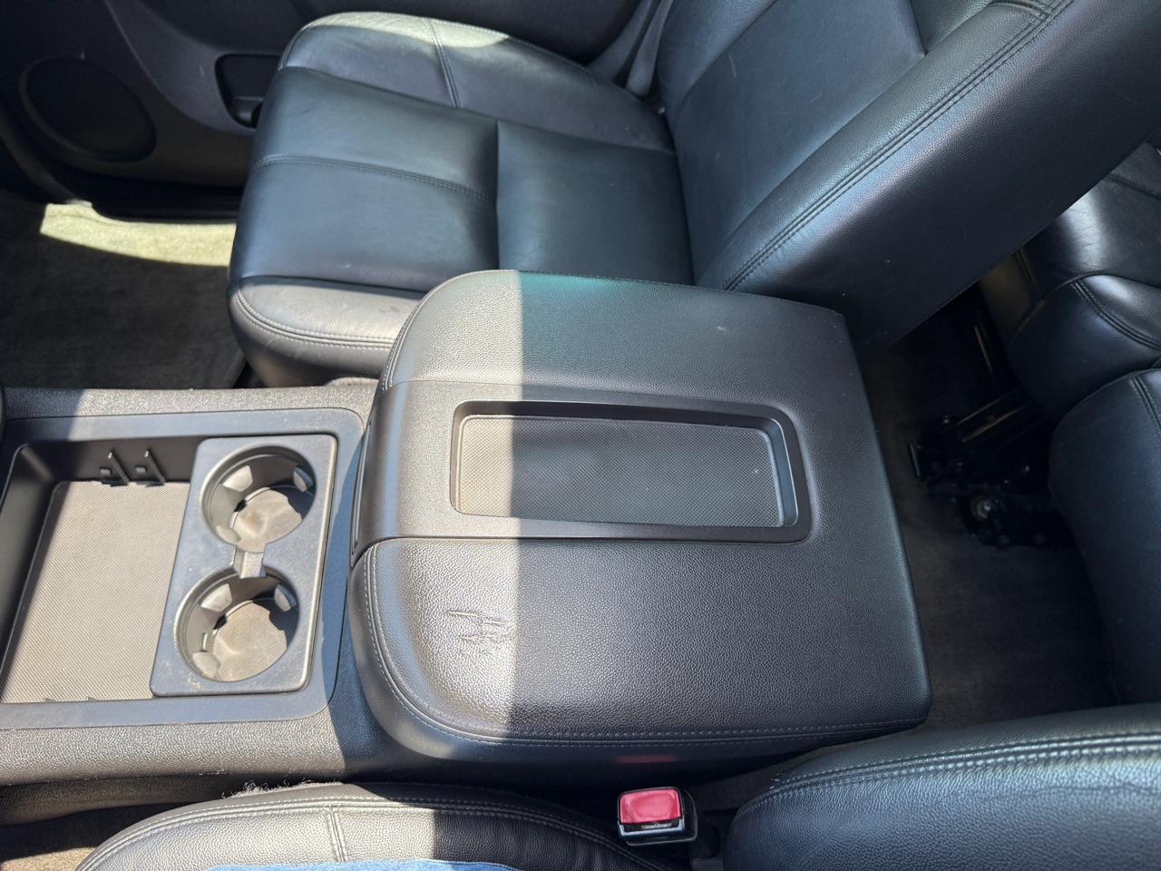 Chevrolet Avalanche  2013