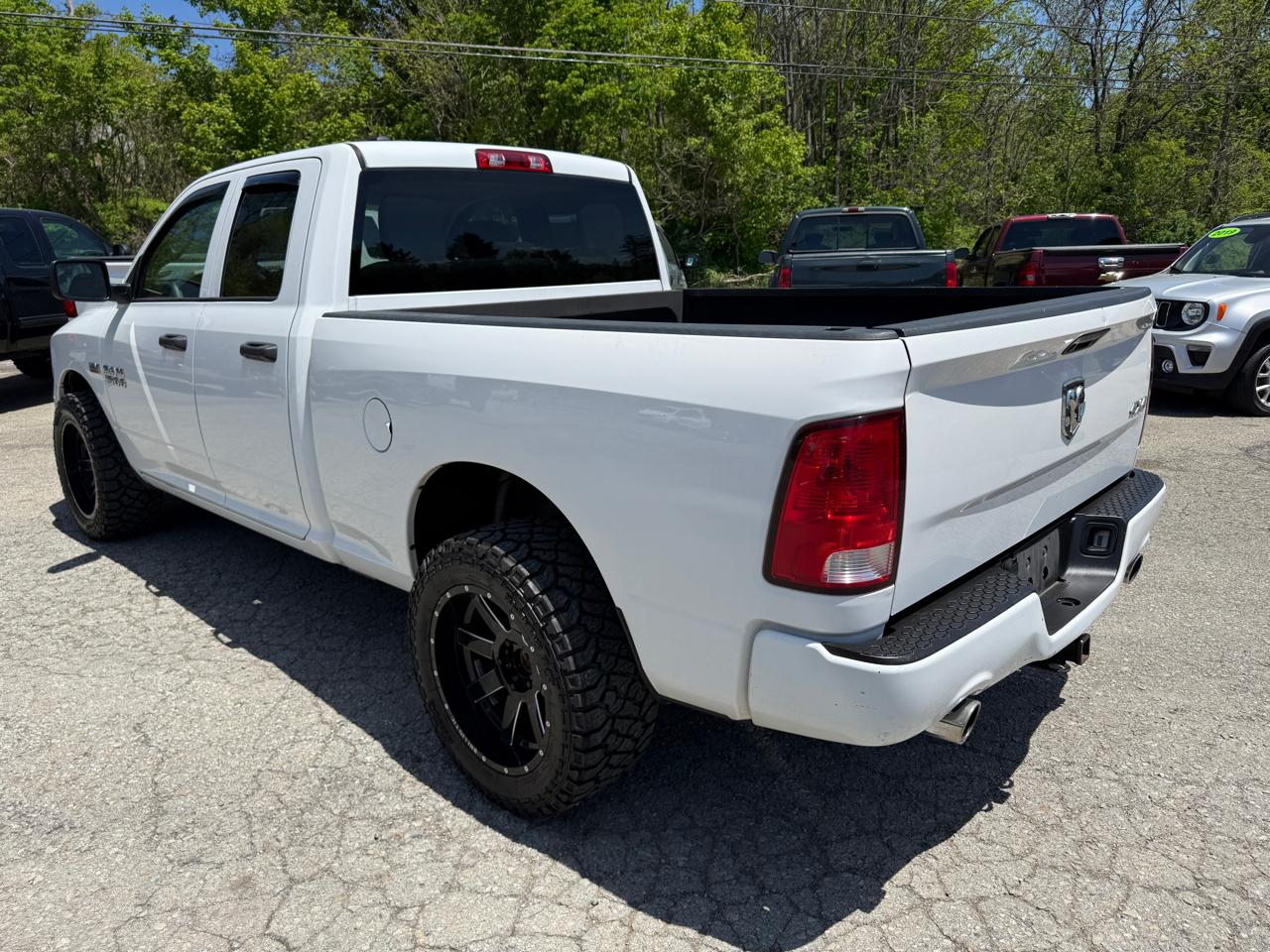RAM 1500 ST Quad Cab 4WD 2016