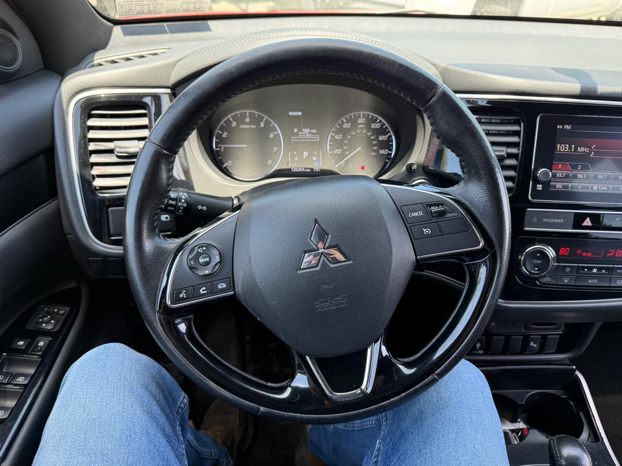 Mitsubishi Outlander LE 4D SUV AWD 2019