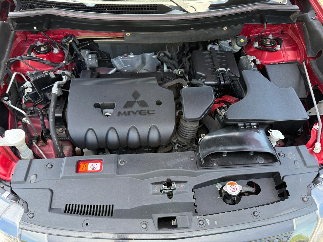 Mitsubishi Outlander LE 4D SUV AWD 2019