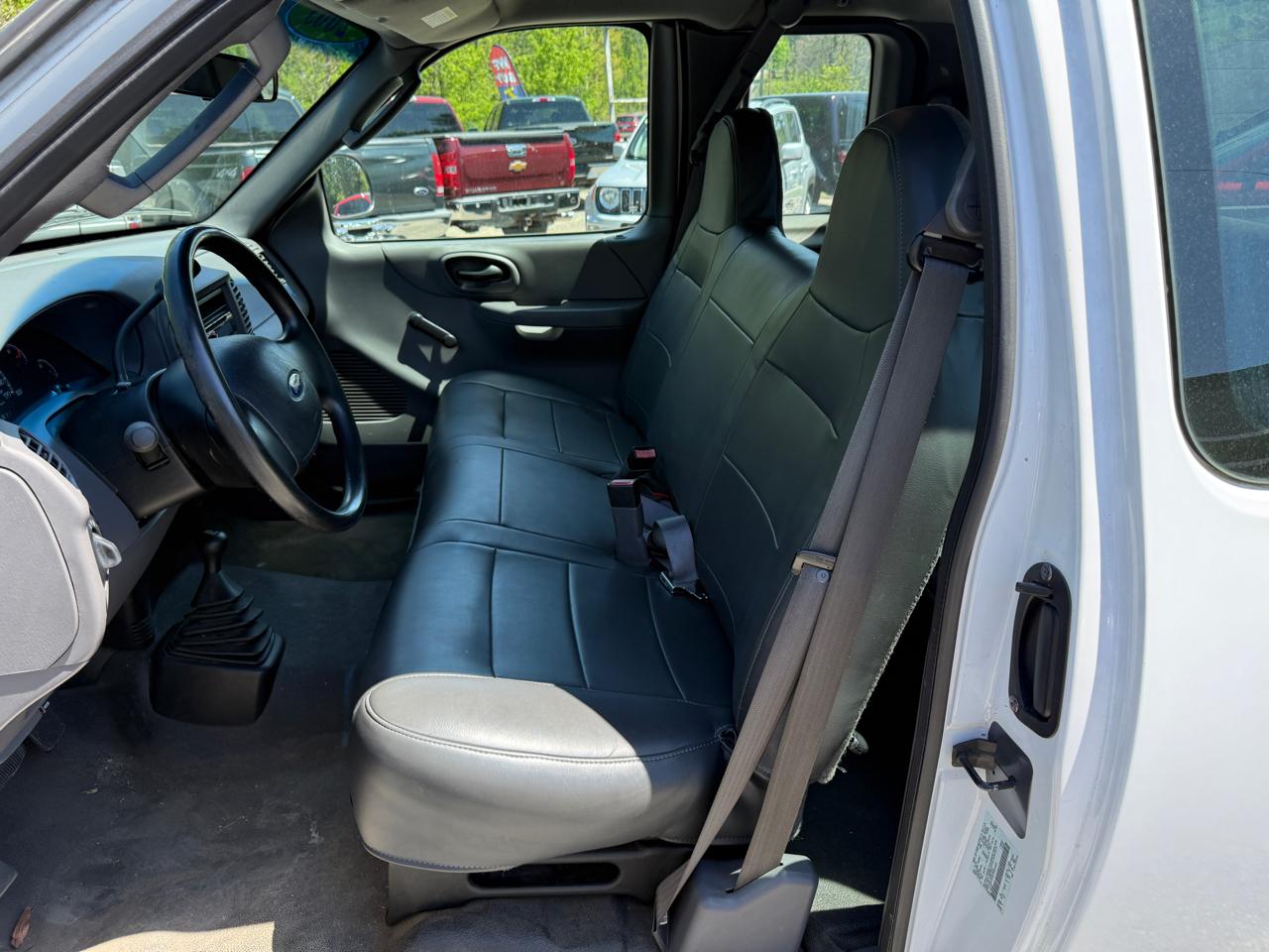 Ford F-150 XL SuperCab 4WD 2003
