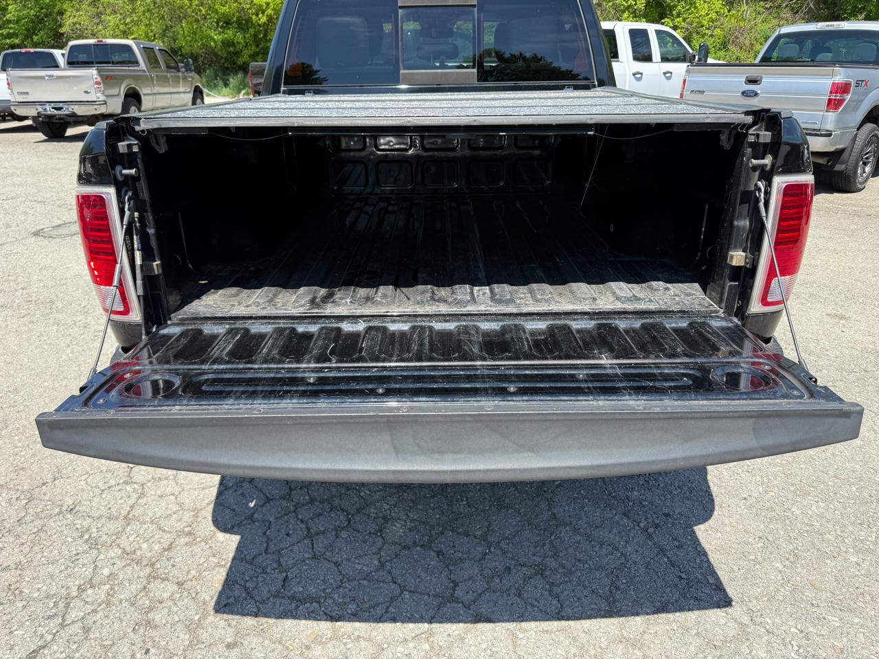 RAM 1500 Laramie Crew Cab SWB 4WD 2015