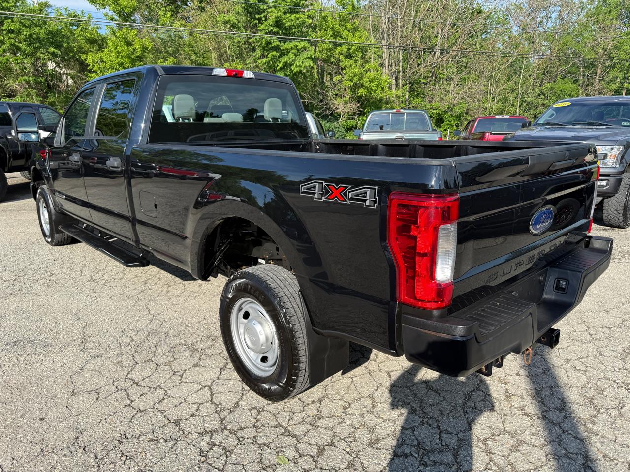 Ford F-250 SD XL Crew Cab Long Bed 4WD 2019