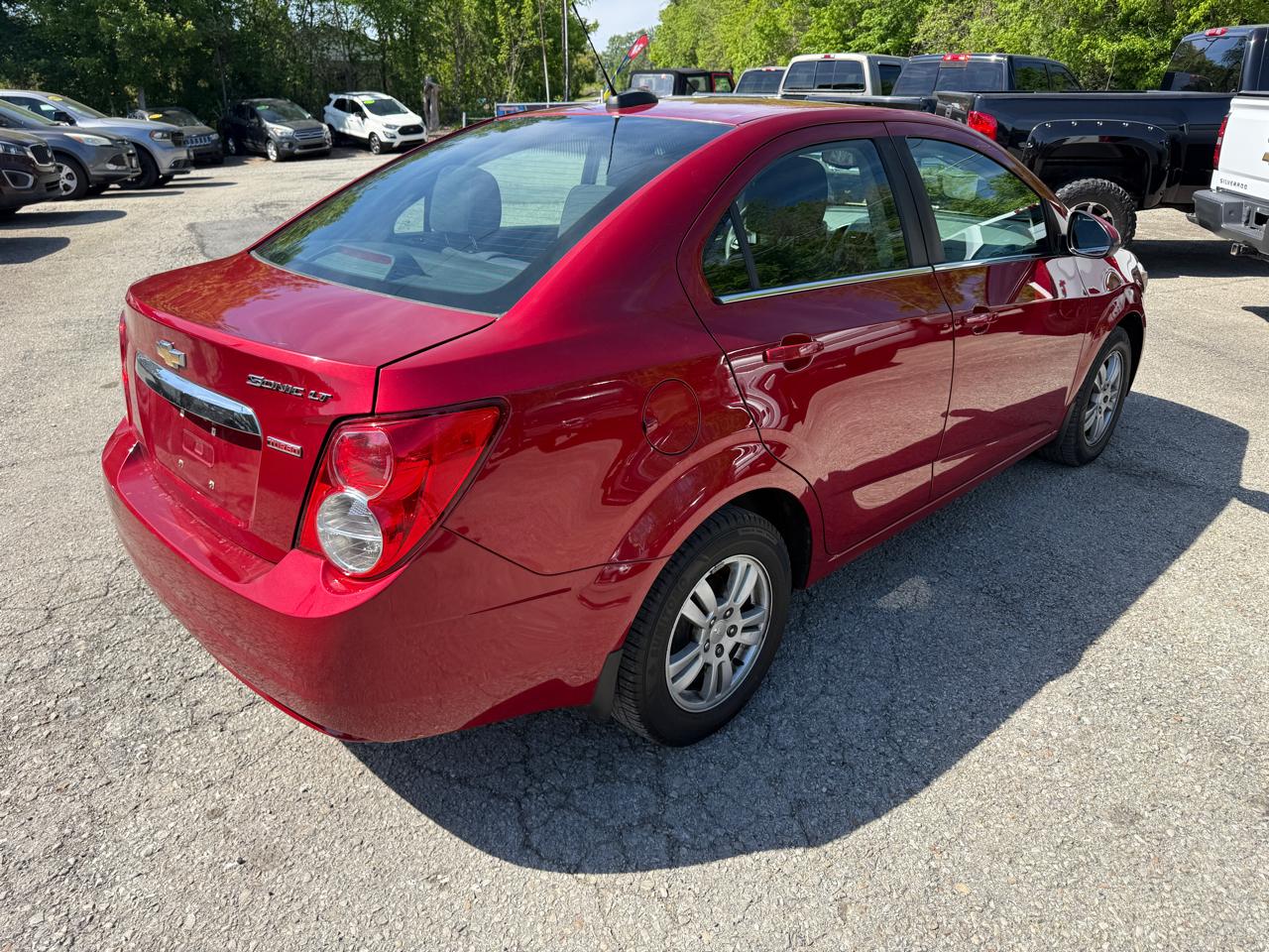 Chevrolet Sonic LT Manual Sedan 2015