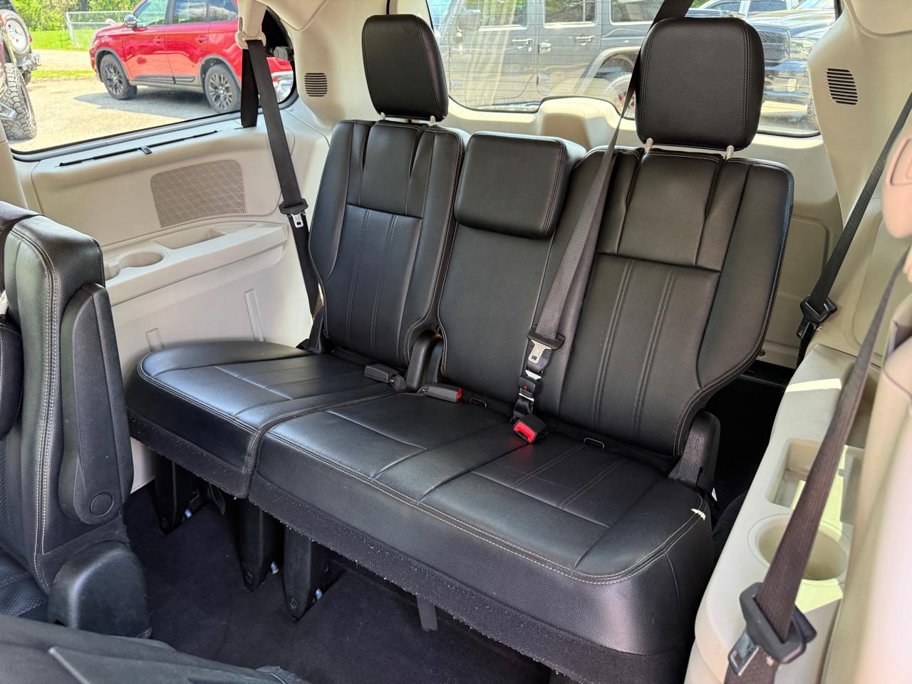 Chrysler Town & Country Touring-L 2014
