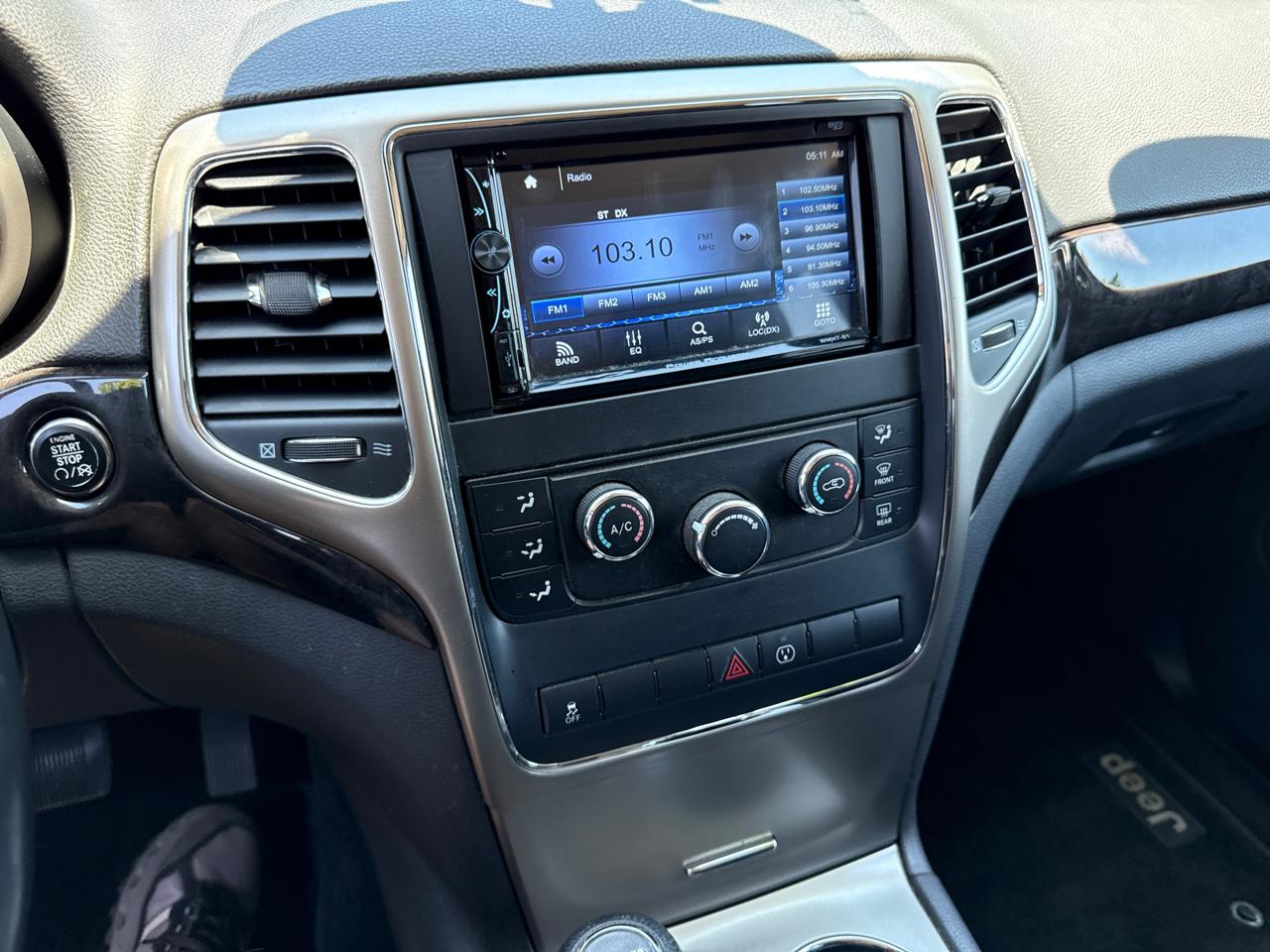 Jeep Grand Cherokee Laredo 4WD 2013