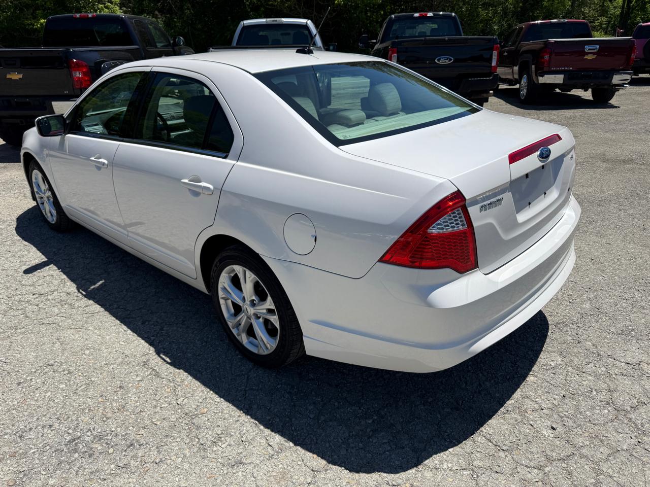 Ford Fusion SE 2012