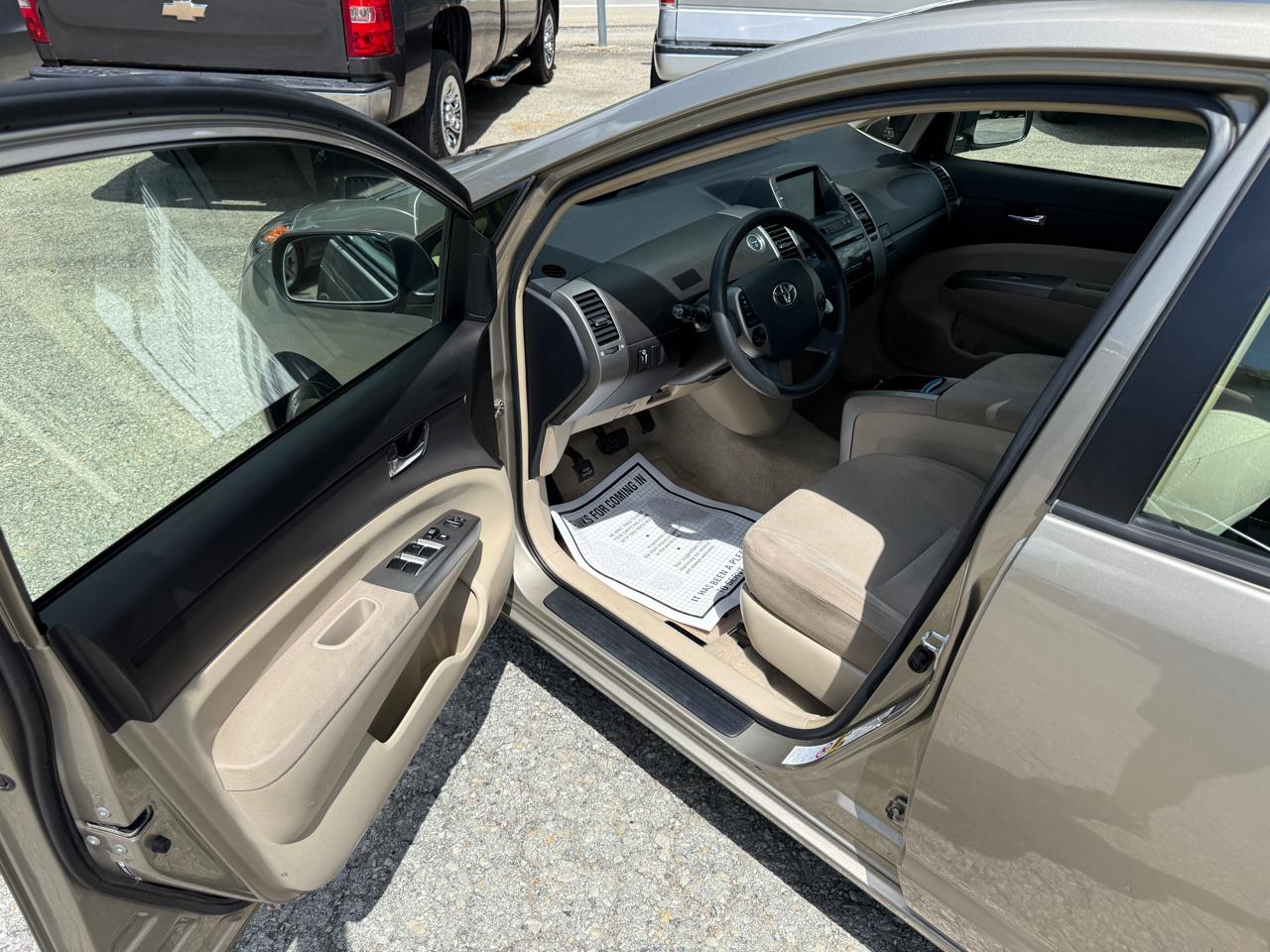Toyota Prius 4-Door Liftback 2005