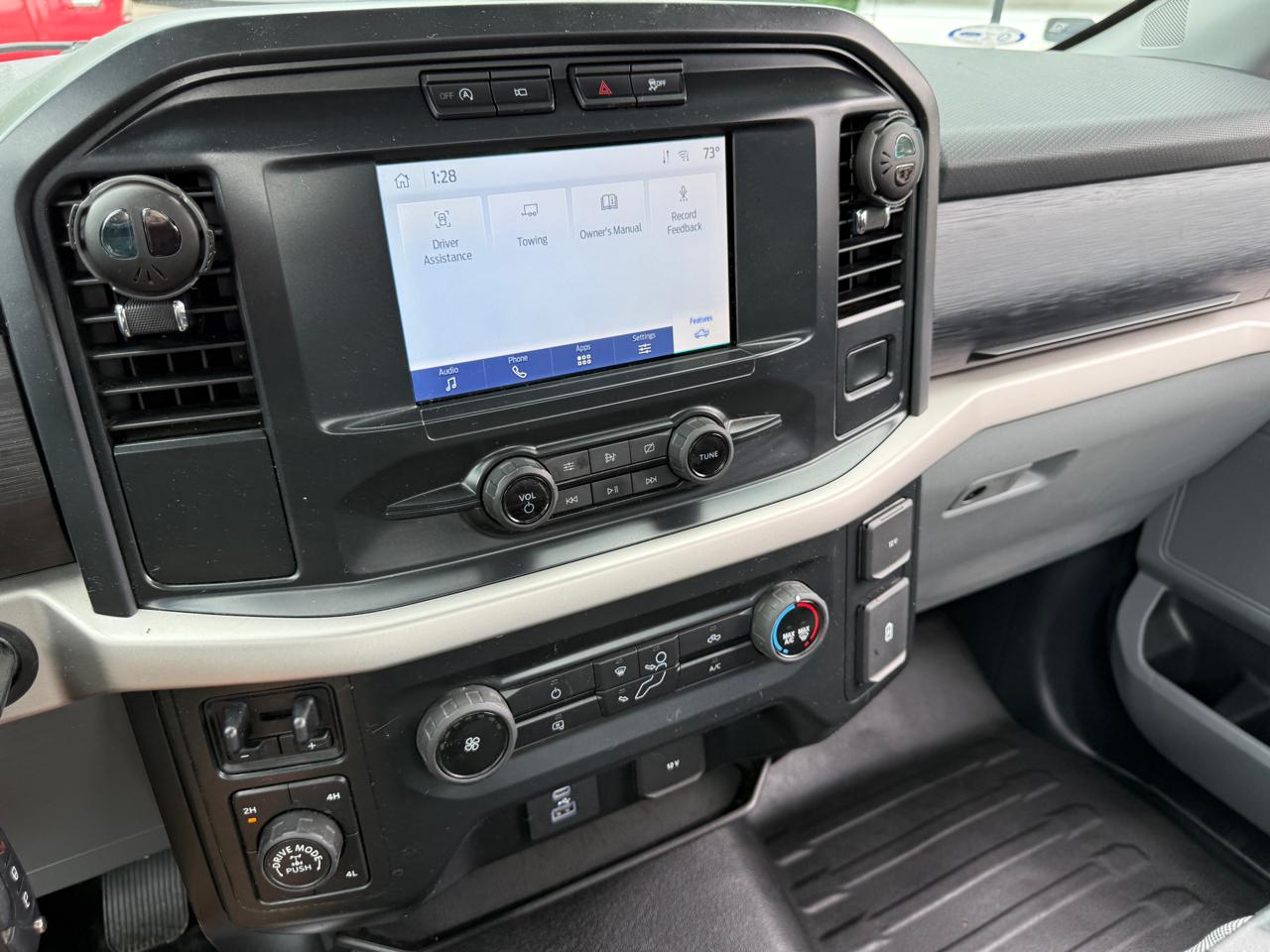 Ford F-150 XL 8-ft. Bed 4WD 2021