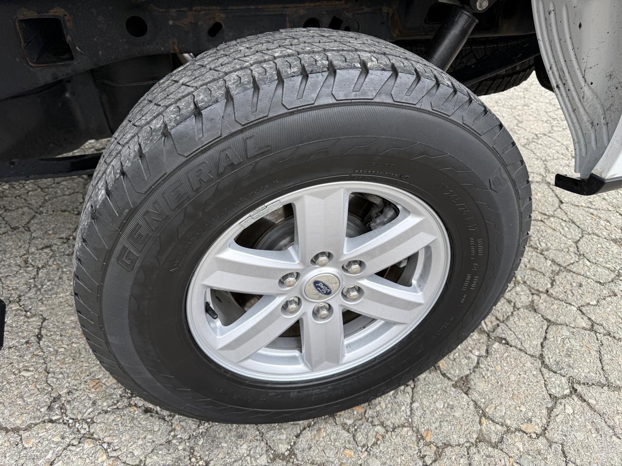 Ford F-150 XL 8-ft. Bed 4WD 2021