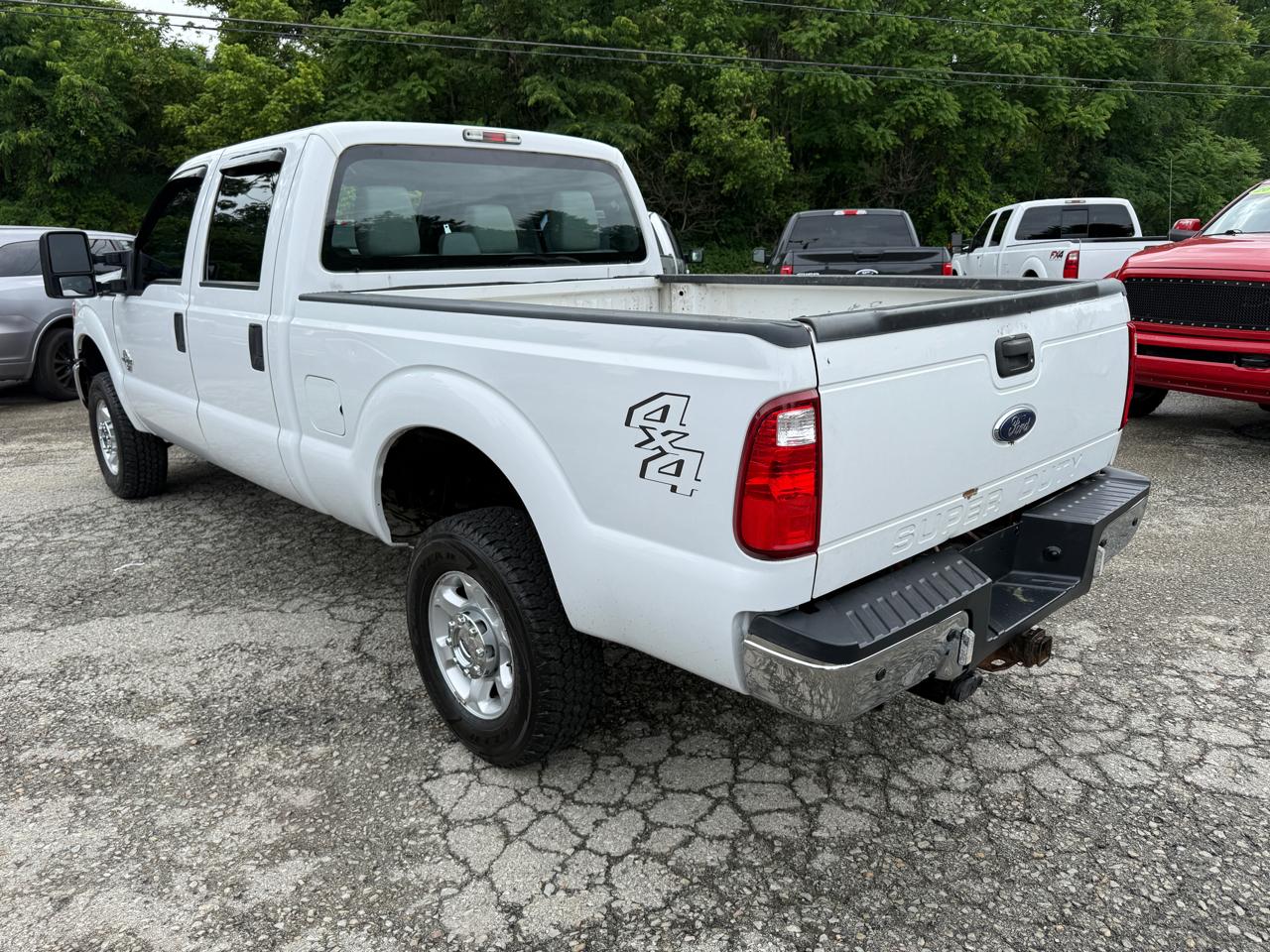Ford F-250 SD XL Crew Cab 4WD 2016