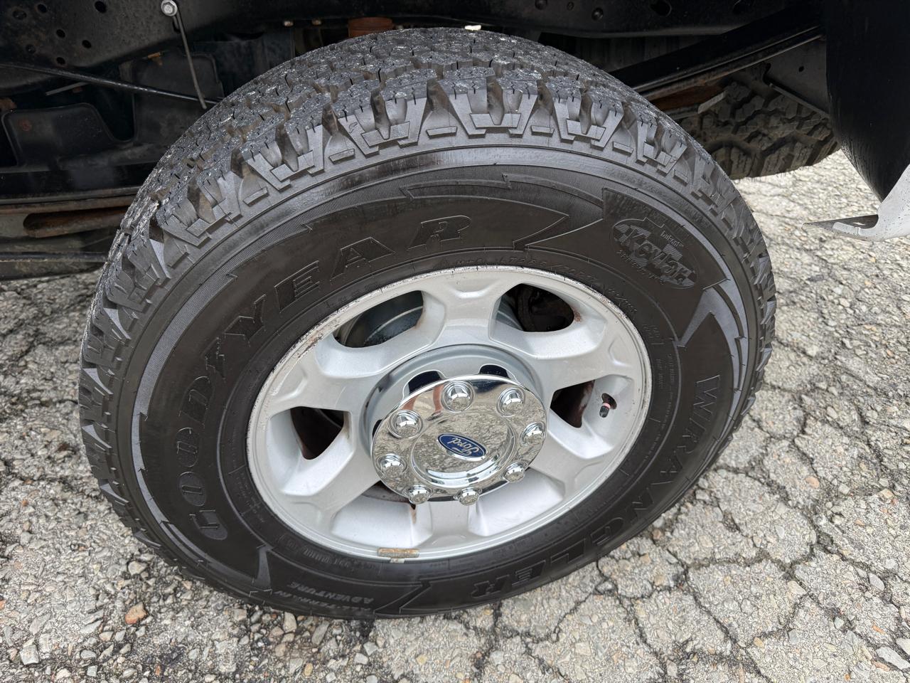 Ford F-250 SD XL Crew Cab 4WD 2016