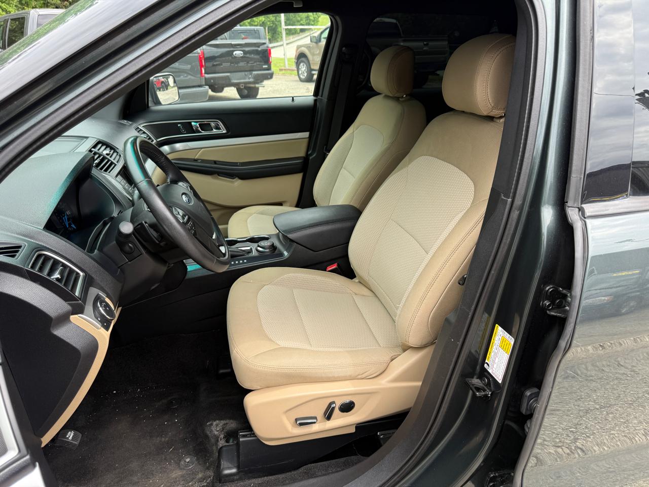 Ford Explorer XLT 4WD 2016