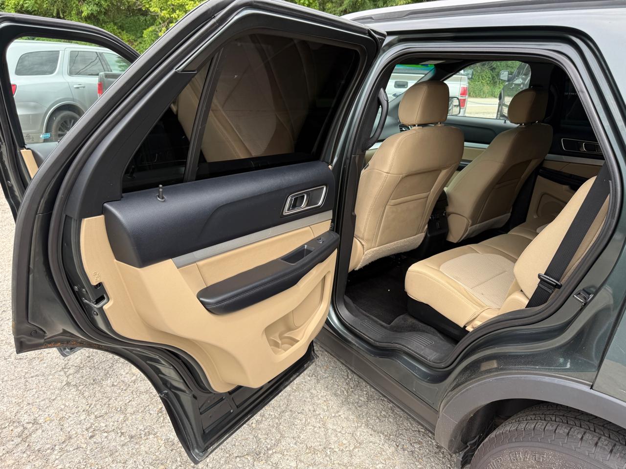 Ford Explorer XLT 4WD 2016