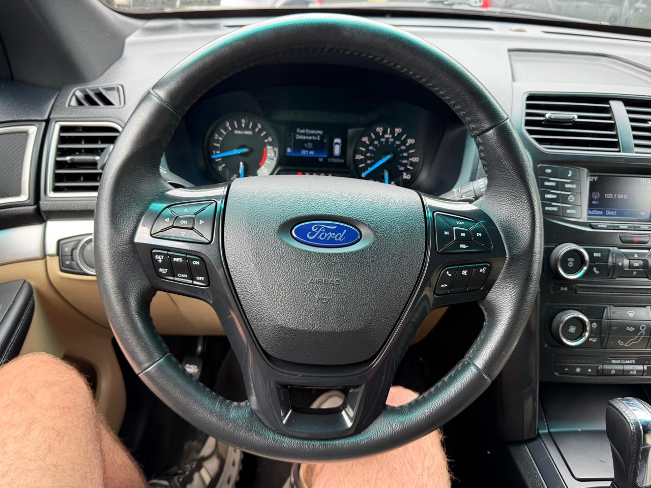 Ford Explorer XLT 4WD 2016