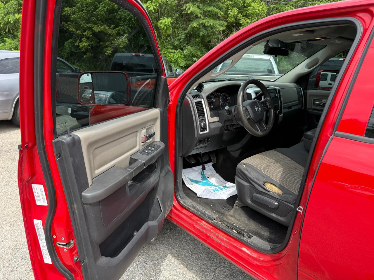 RAM 2500 SLT Crew Cab SWB 4WD 2012