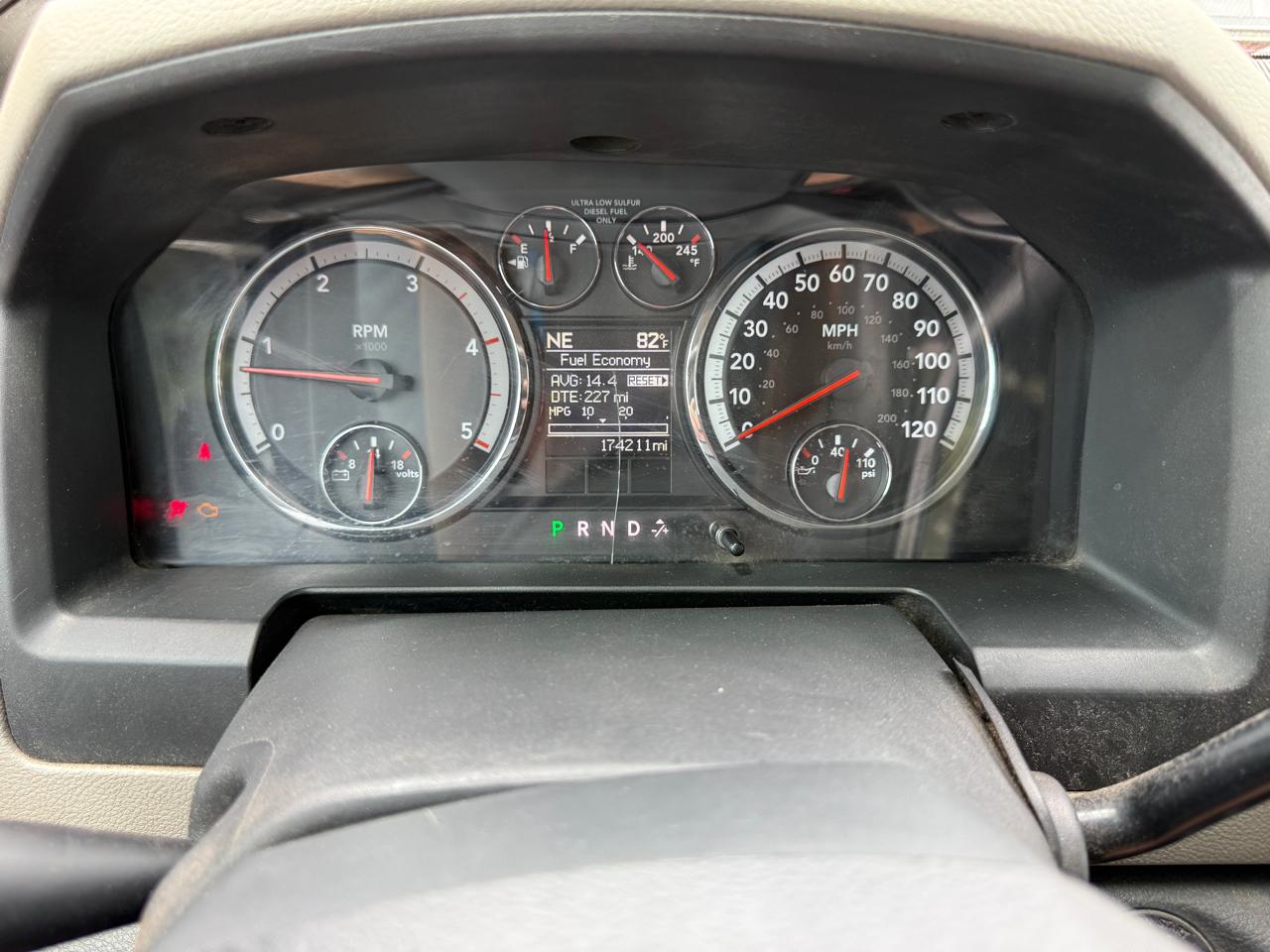 RAM 2500 SLT Crew Cab SWB 4WD 2012