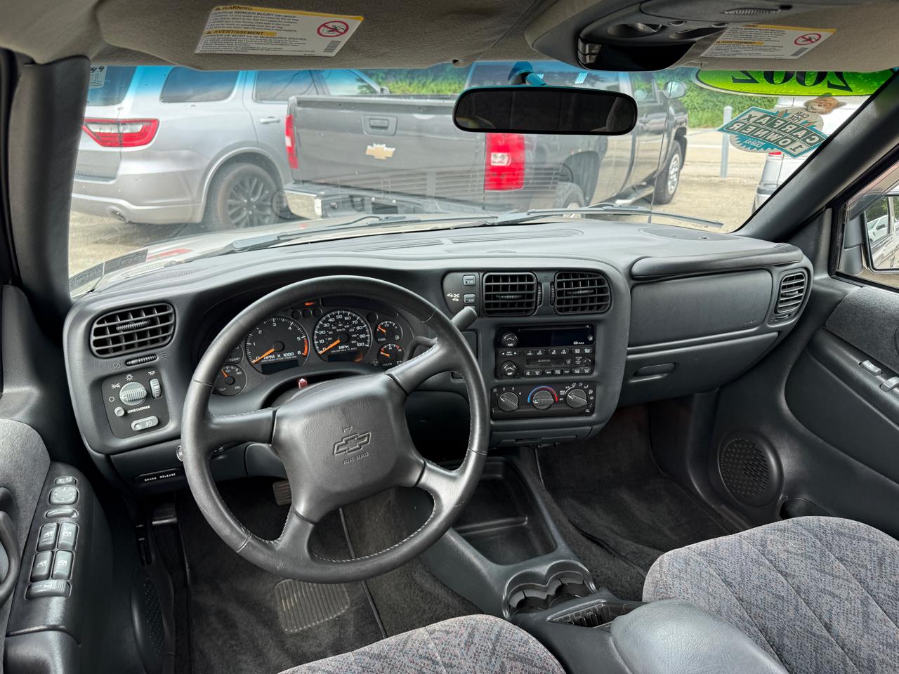 Chevrolet S10 Pickup LS Crew Cab 4WD 2002