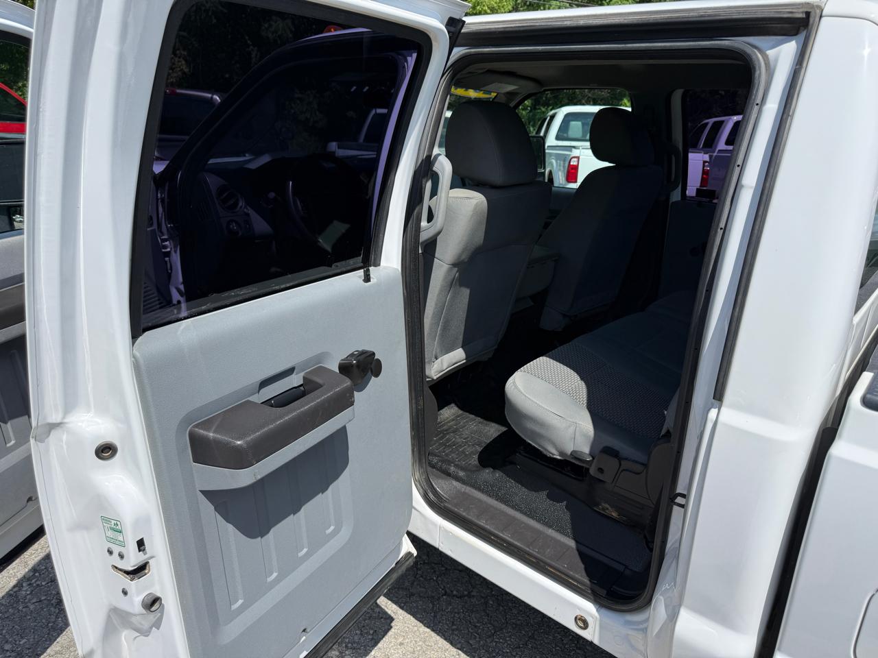 Ford F-250 SD XL Crew Cab Long Bed 4WD 2014