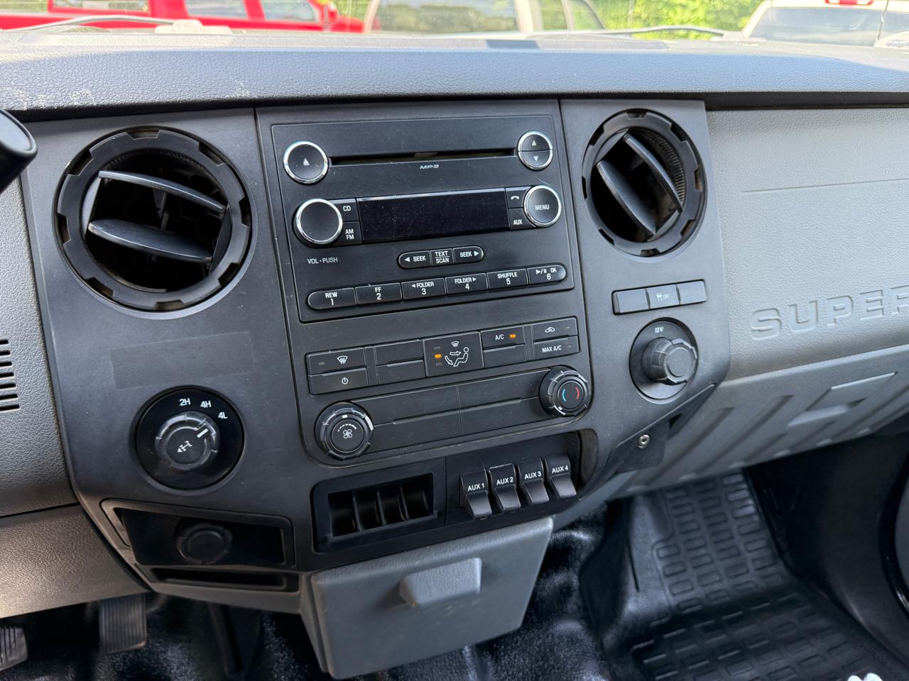 Ford F-250 SD XL Crew Cab Long Bed 4WD 2014
