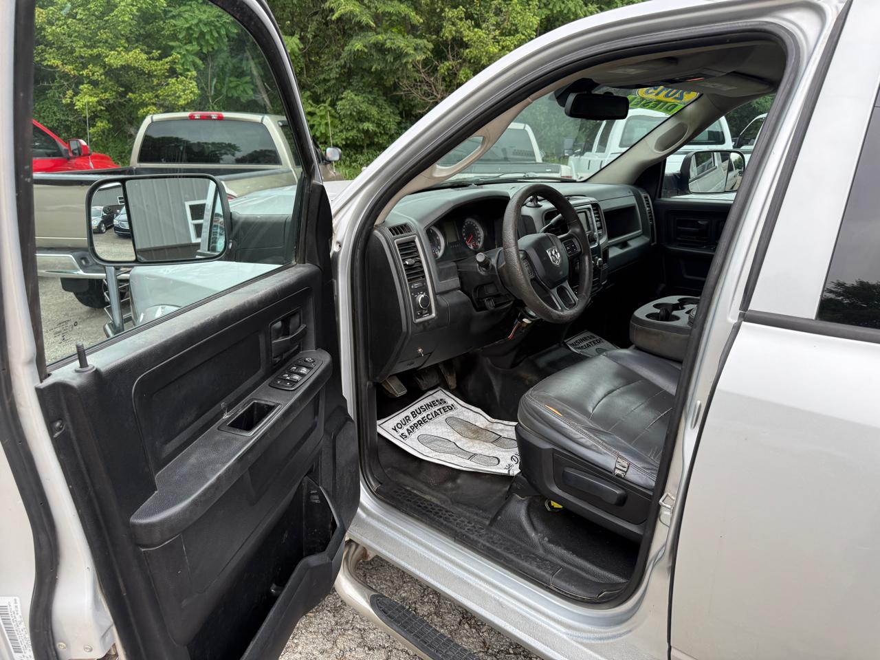 RAM 2500 Tradesman Crew Cab LWB 4WD 2015