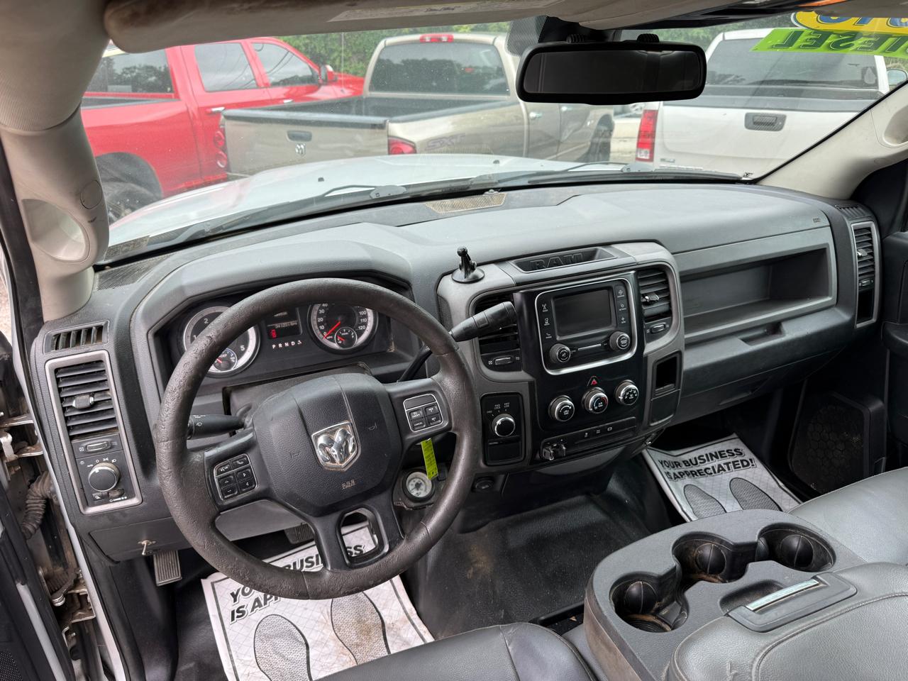 RAM 2500 Tradesman Crew Cab LWB 4WD 2015
