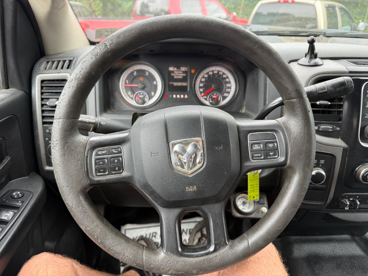 RAM 2500 Tradesman Crew Cab LWB 4WD 2015