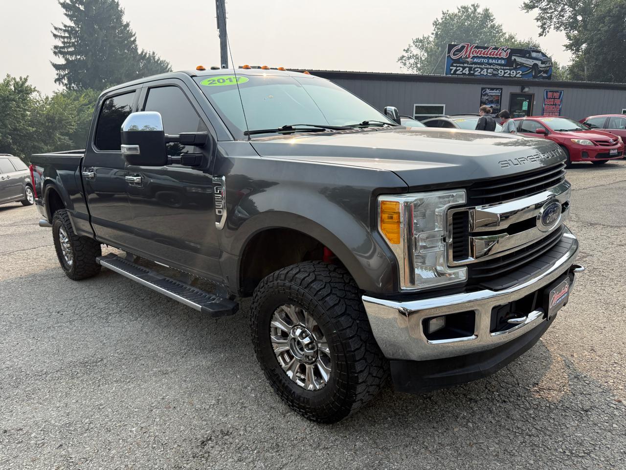 Ford F-250 SD XLT Crew Cab 4WD 2017