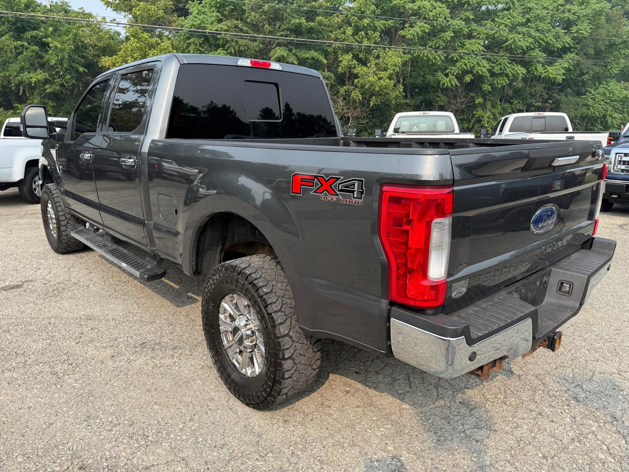 Ford F-250 SD XLT Crew Cab 4WD 2017