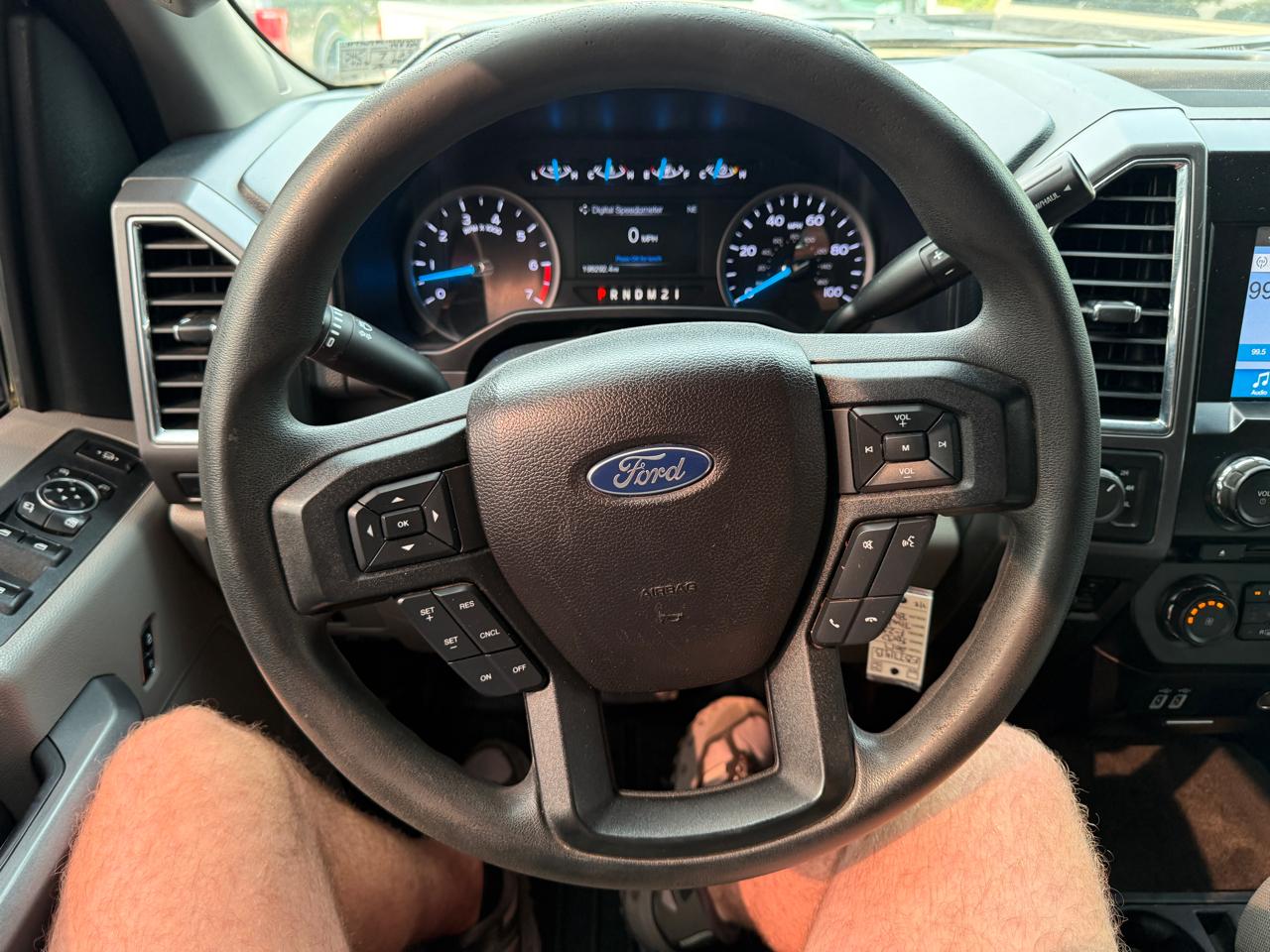 Ford F-250 SD XLT Crew Cab 4WD 2017