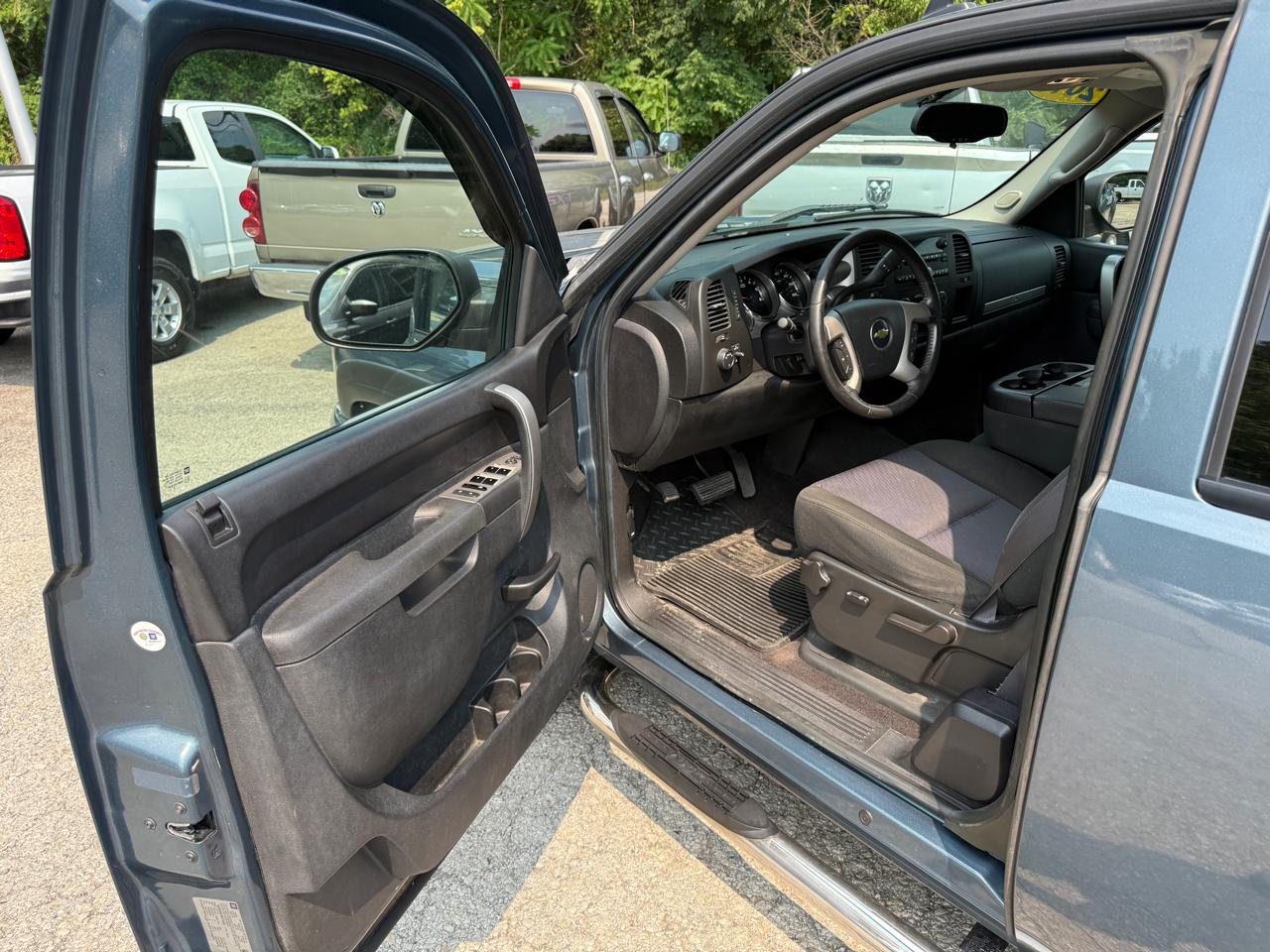 Chevrolet Silverado 1500 LT Ext. Cab 4WD 2011
