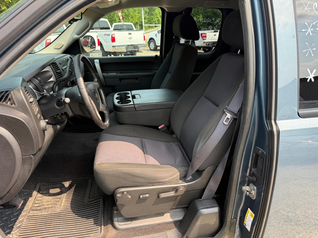 Chevrolet Silverado 1500 LT Ext. Cab 4WD 2011