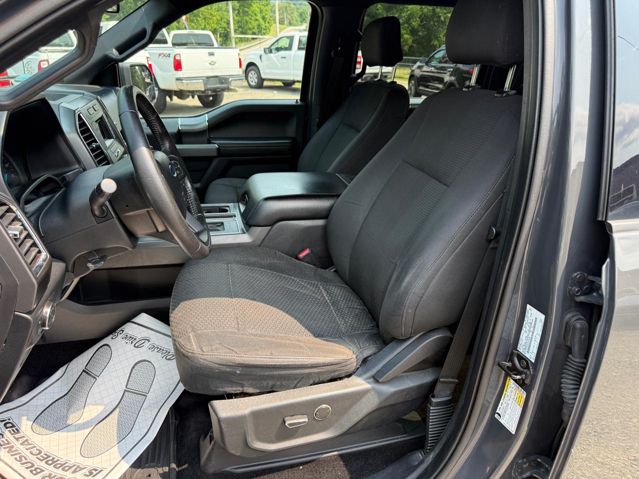 Ford F-150 XLT SuperCrew 5.5-ft. Bed 4WD 2016