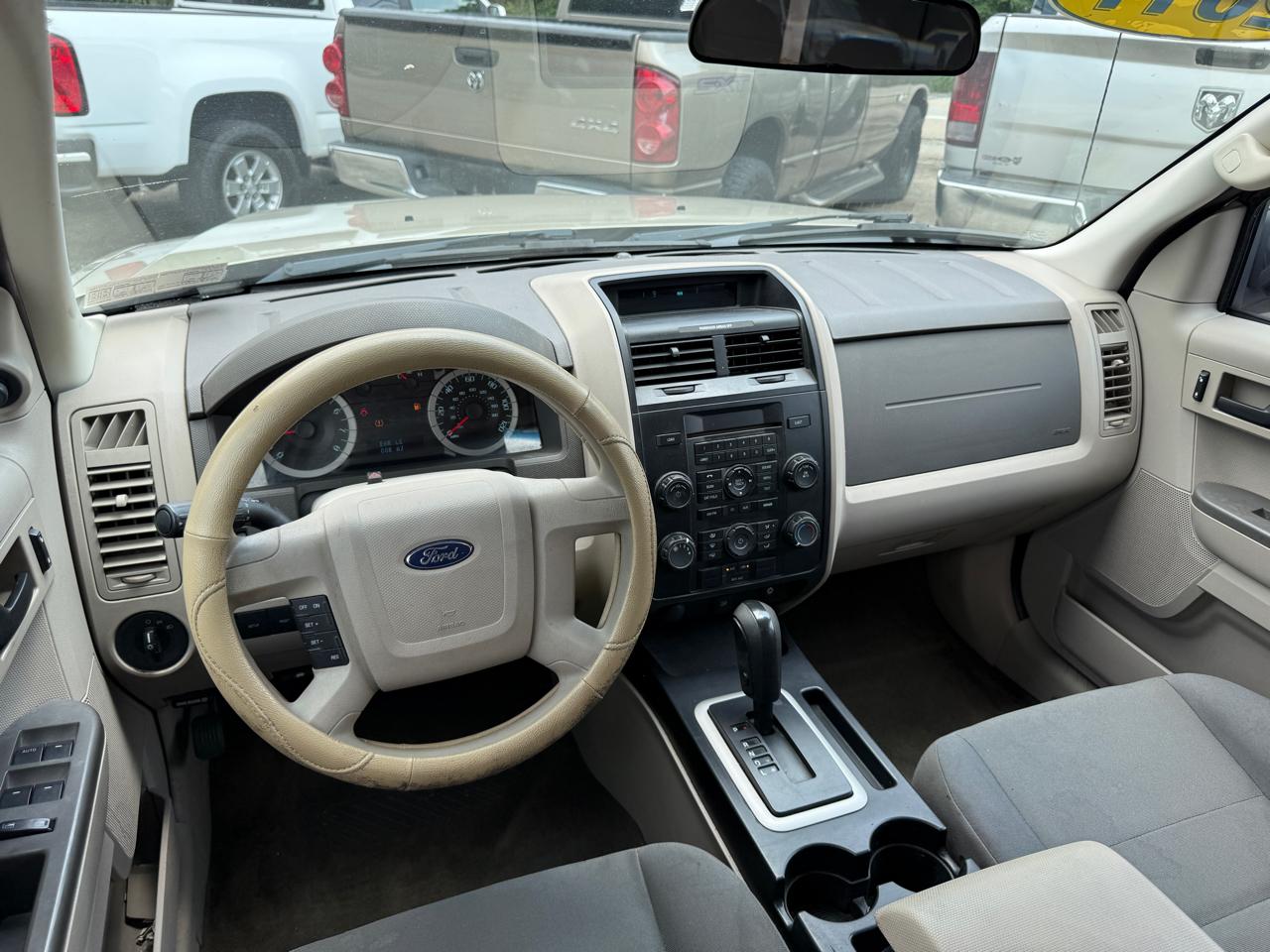 Ford Escape XLS FWD 2011