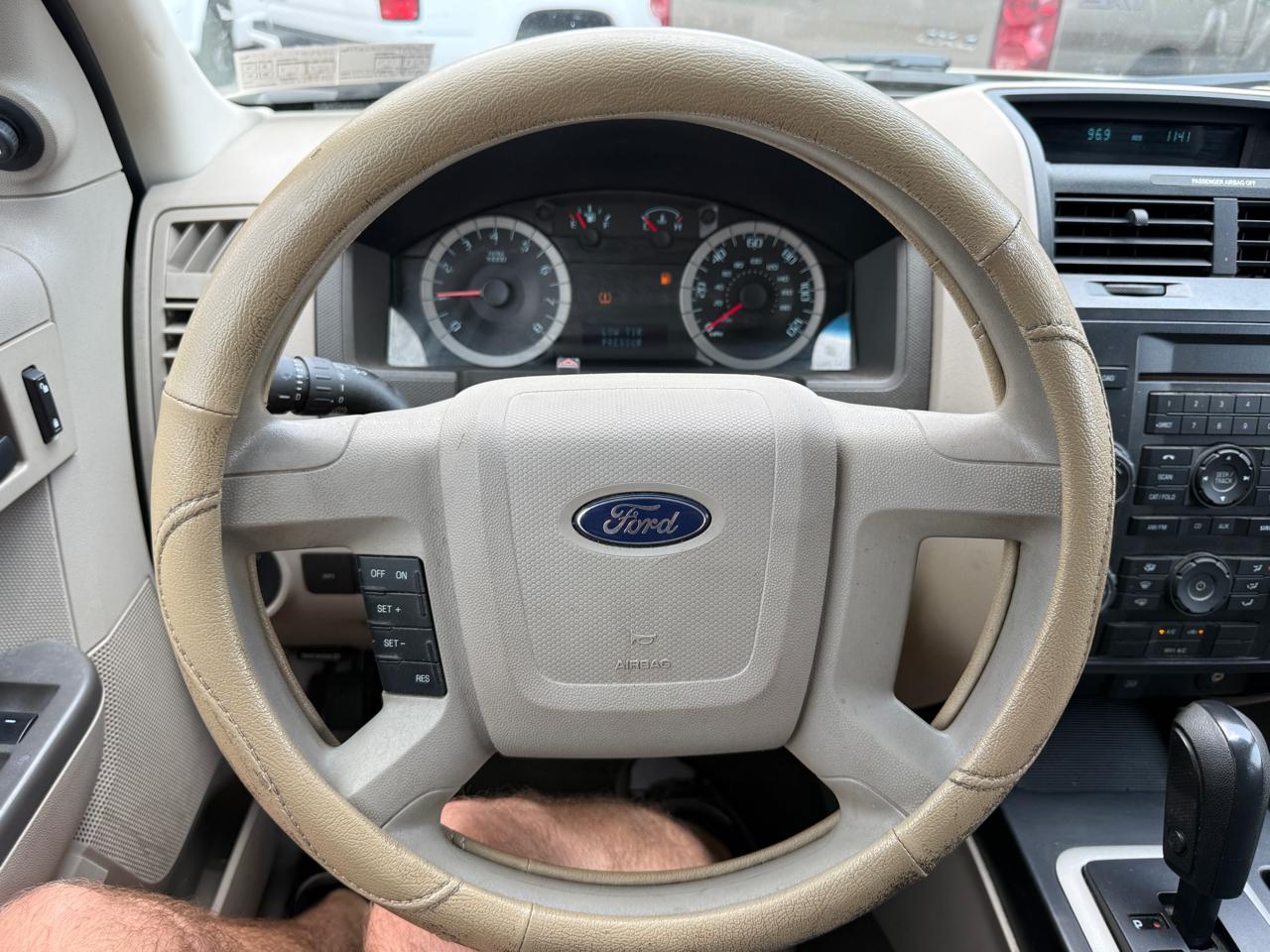 Ford Escape XLS FWD 2011