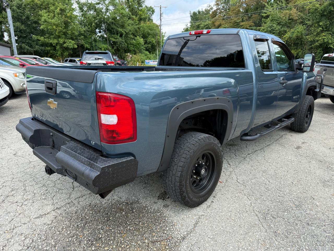 Chevrolet Silverado 2500HD LT Ext. Cab 4WD 2011