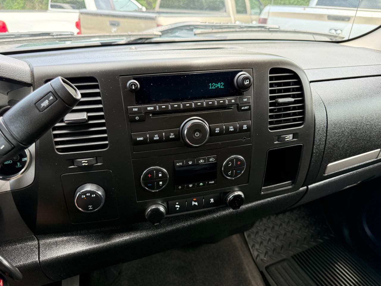 Chevrolet Silverado 2500HD LT Ext. Cab 4WD 2011