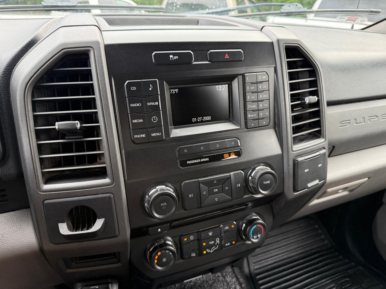 Ford F-250 SD XL Crew Cab 4WD 2017
