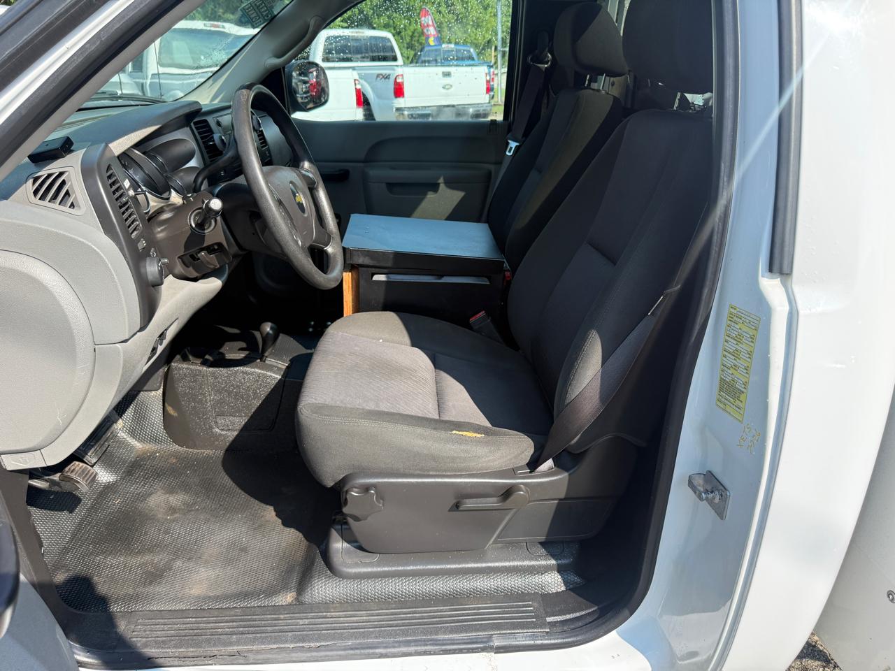 Chevrolet Silverado 2500HD Work Truck Long Box 4WD 2012