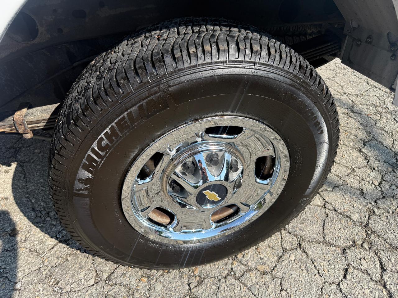 Chevrolet Silverado 2500HD Work Truck Long Box 4WD 2012
